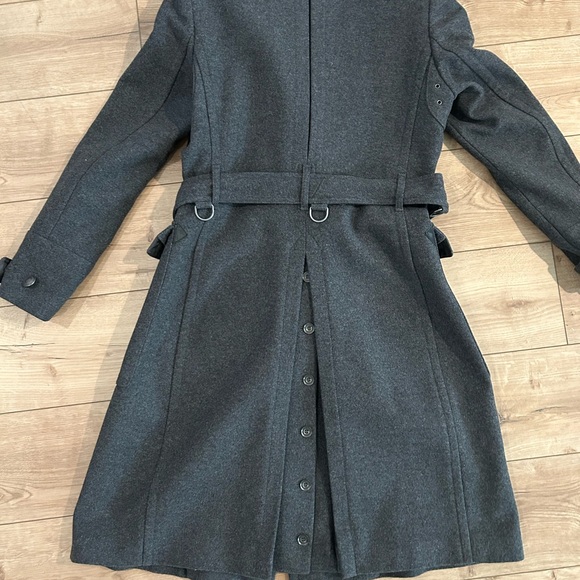 Burberry Britt wool winter coat - size 10 - EUC - Picture 3 of 7